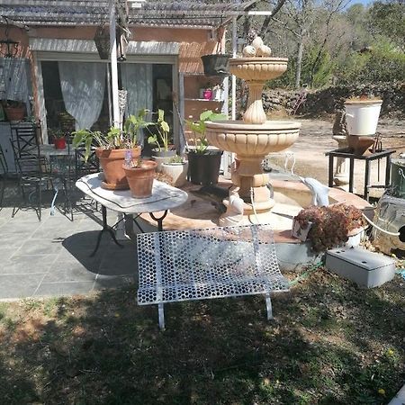 Maison Campagnarde Aups Bagian luar foto
